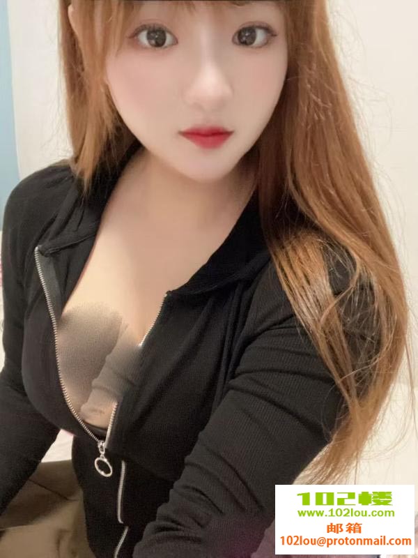 212610q33caey5778431zz.jpg